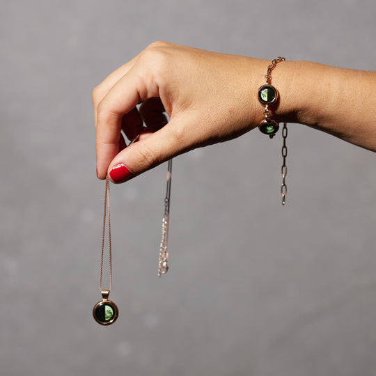 Unveiling the Mysteries: The Unique Meaning of Moon Phase Jewellery