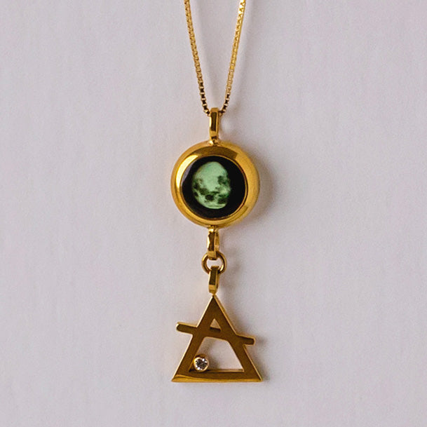 Classic Moon Phase Necklace with an Air Element - Gold