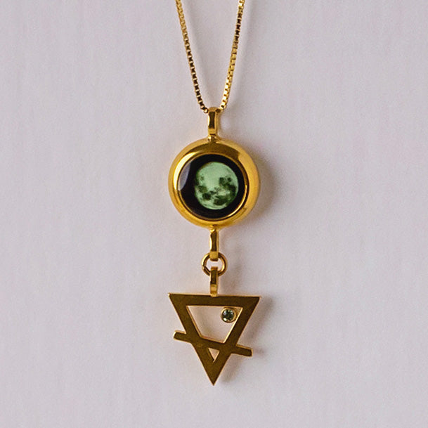 Classic Moon Phase Necklace with an Earth Element - Gold