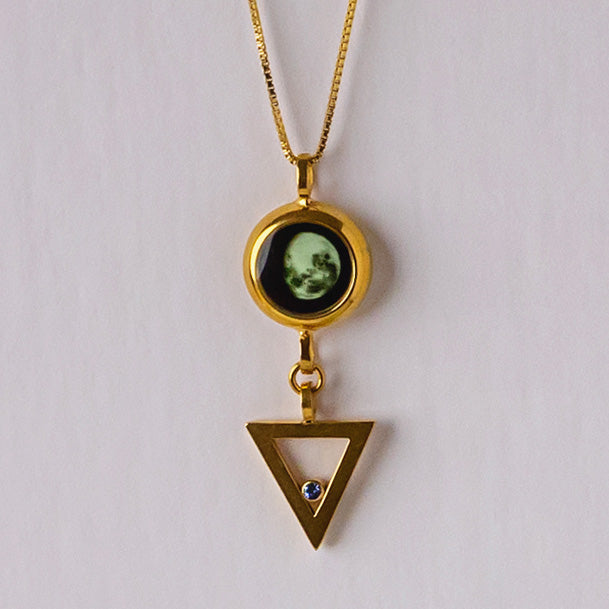 Classic Moon Phase Necklace with a Water Element - Gold